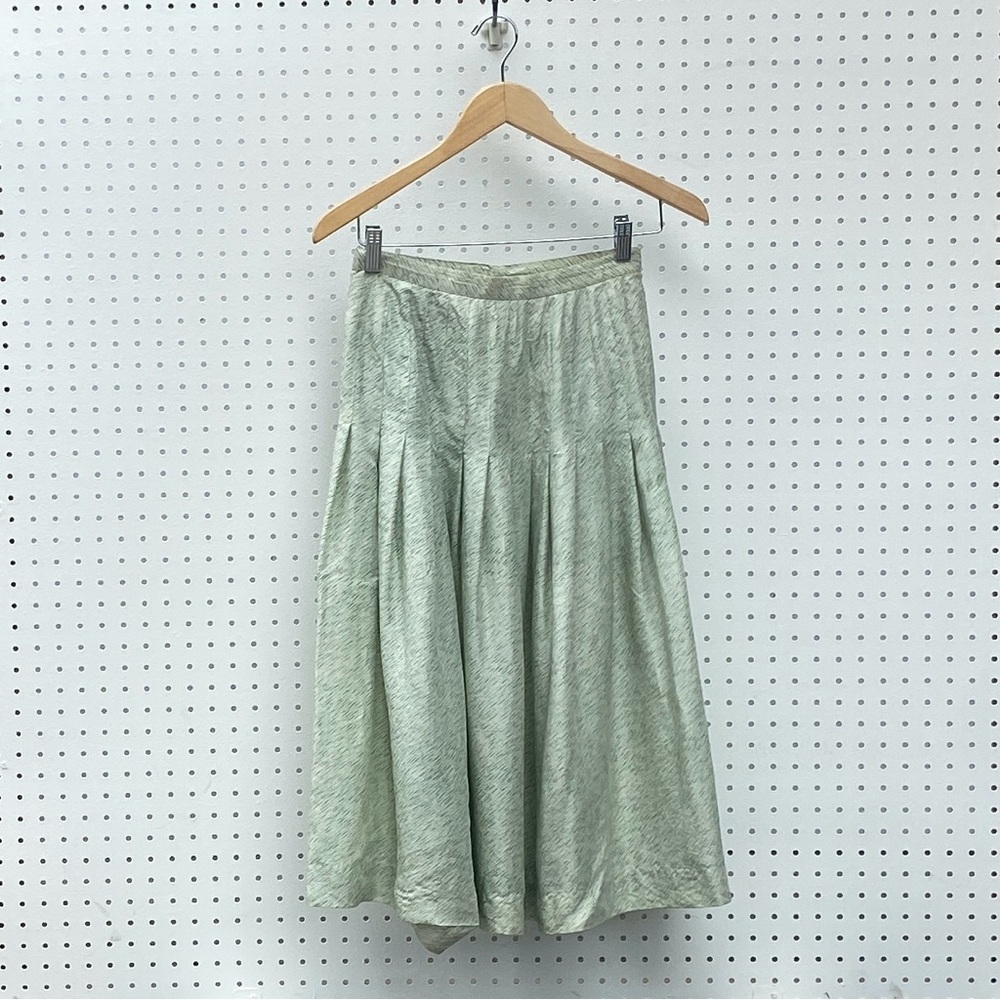 Vintage high waisted white and green pattern pleated silk skirt
